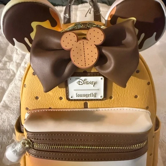 EXCLUSIVE Loungefly Disney Minnie Mouse S'mores Scented Mini Backpack-NWT - Picture 6 of 13